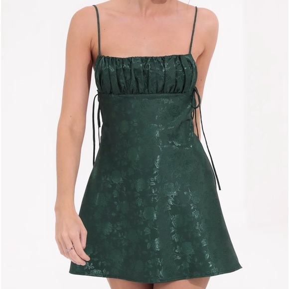 Lucy In The Sky Floral Jacquard A-Line Mini Dress - Picture 2 of 9